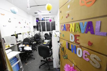Polícia fecha um call center de golpe do falso empréstimo por semana no Rio