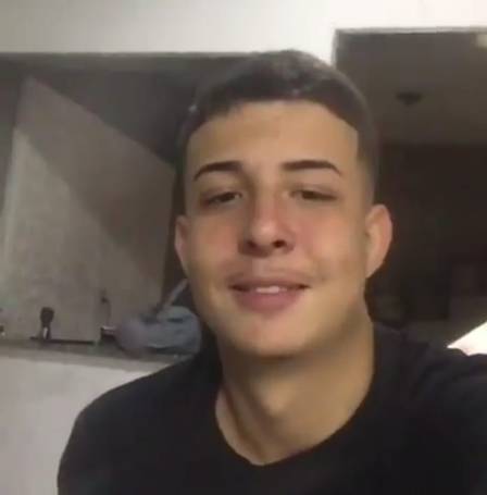 ‘Meu filho está traumatizado e teme ser atacado novamente’, diz mãe de jovem espancado em bloco de carnaval no Rio