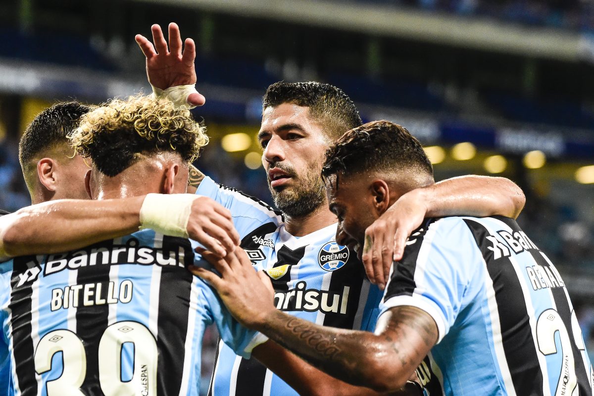 Luís Suárez em ação na goleada do Grêmio sobe o Novo Hamburgo por 6 a 1
