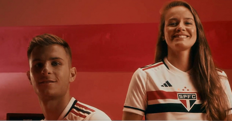São Paulo lançou novo uniforme para a temporada