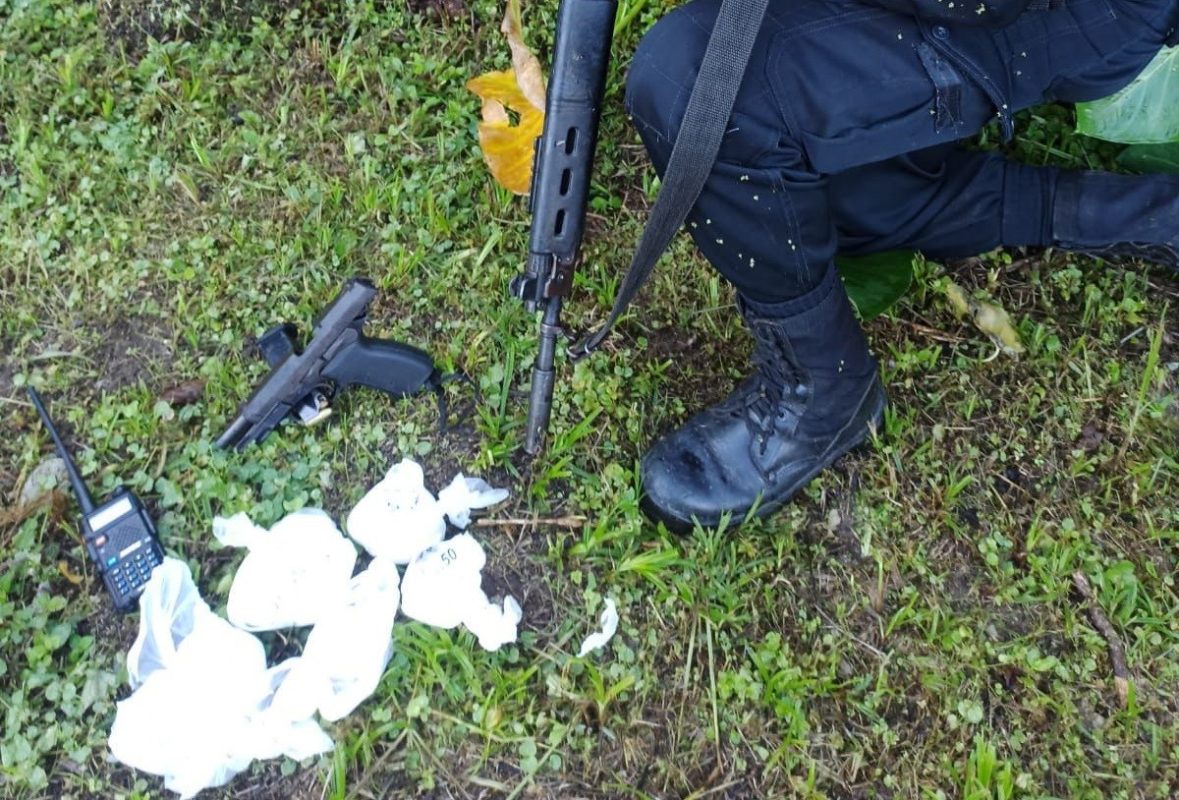 Tiroteios entre criminosos e policiais militares terminam com quatro baleados em Angra dos Reis
