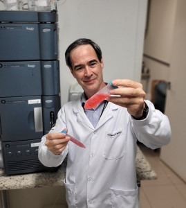 Maurício Ariel Rostagno, professor da FCA-Unicamp e um dos inventores da tecnologia