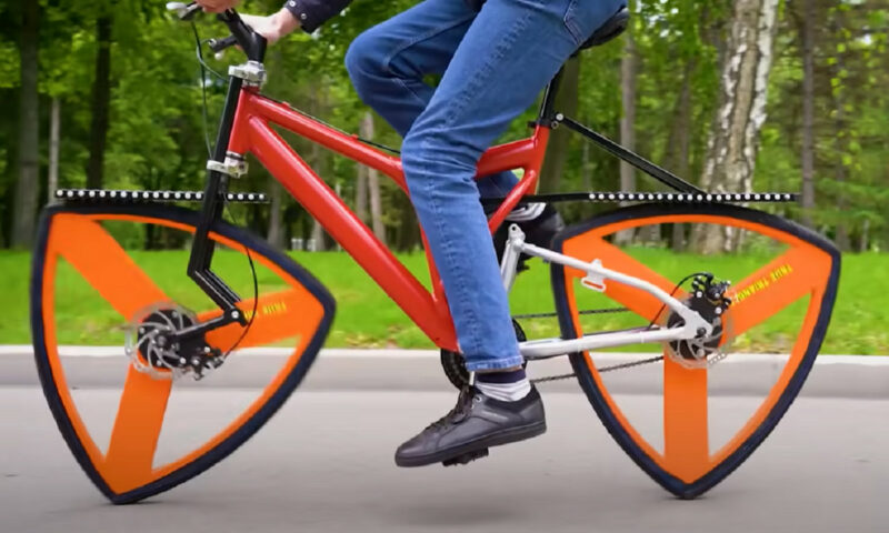 Depois da roda quadrada, nova bicicleta vem com design triangular; veja