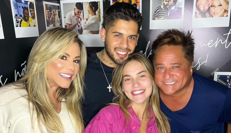 Poliana Rocha com Zé Felipe, Virginia Fonseca e Leonardo