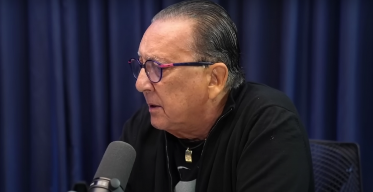 Galvão Bueno durante entrevista ao Flow Podcast