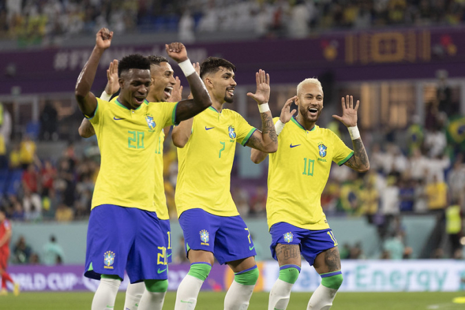 Craques da Seleção brasileira comemoram gols com dancinhas