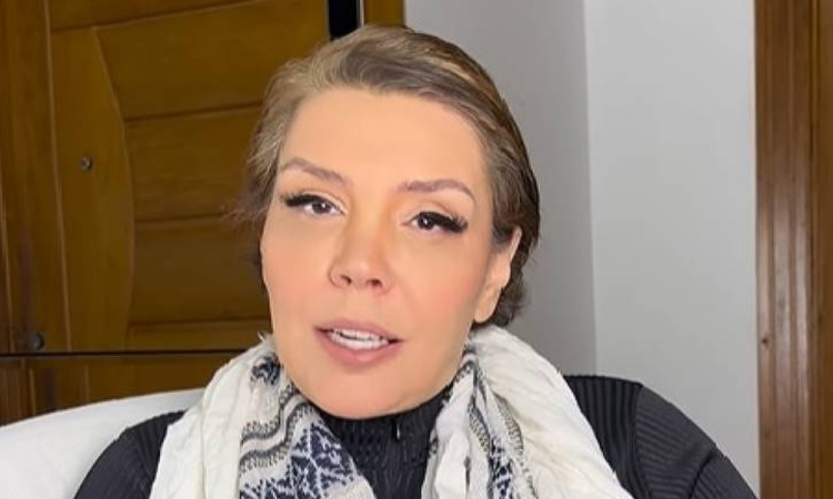 Simony usou suas redes sociais para falar sobre tratamento contra o câncer