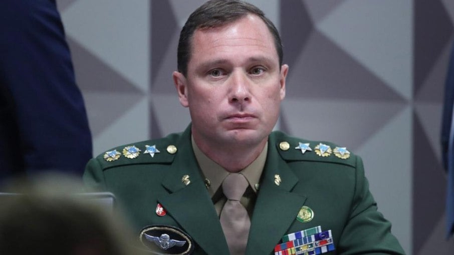 Mauro Cid é alvo de investigação da PF Mauro Cid é alvo de investigação da PF