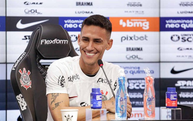 Corinthians inscreve Rojas e Veríssimo na Copa Sul-Americana
