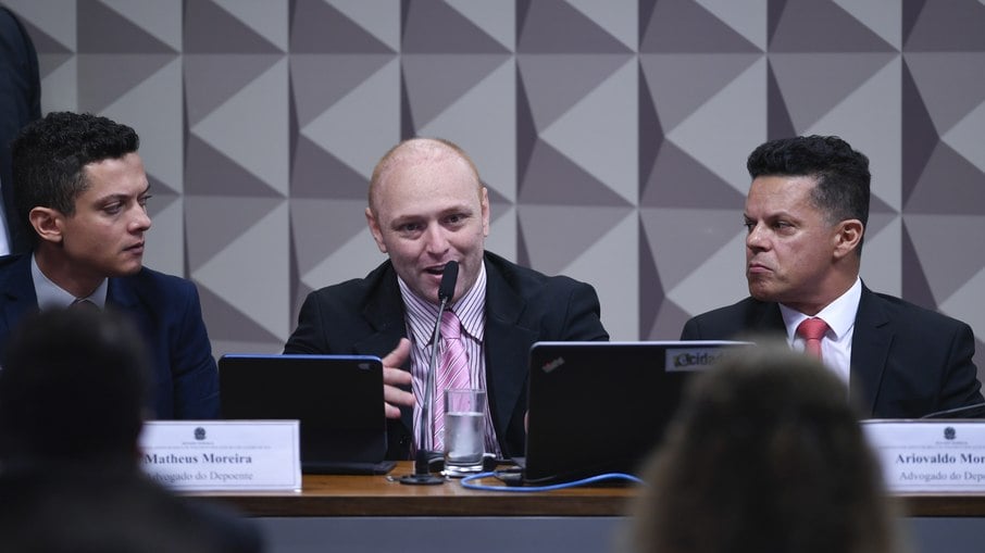 Hacker Walter Delgatti Neto depondo à CPMI do 8 de Janeiro