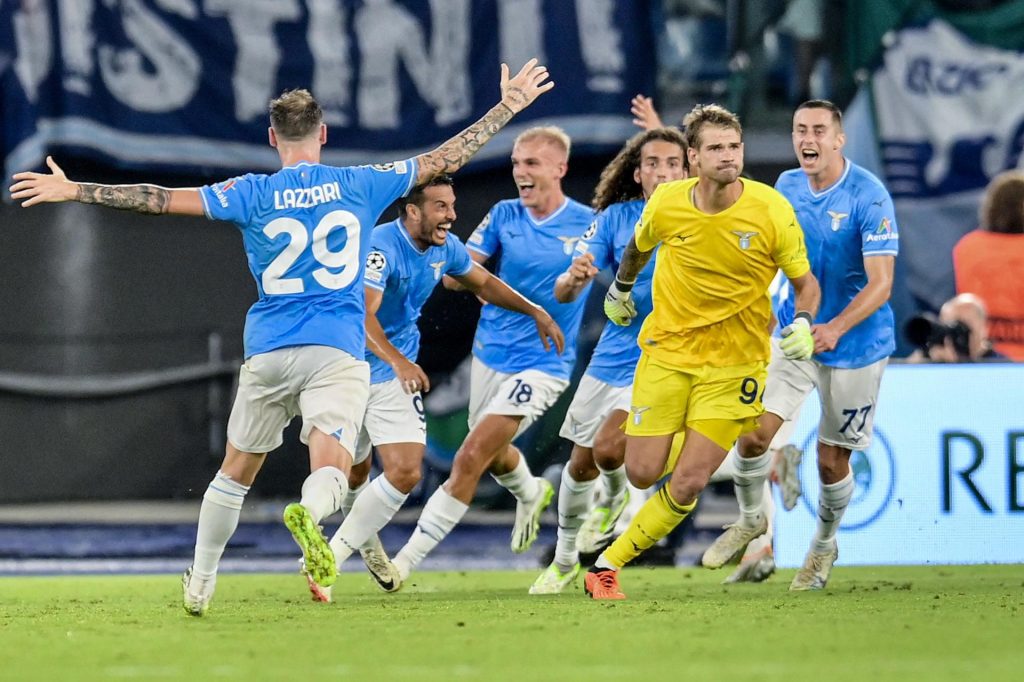 Provedel garante o empate para a Lazio no último lance contra o Atlético de Madrid - Emiliano Grillotti/EFE/EPA