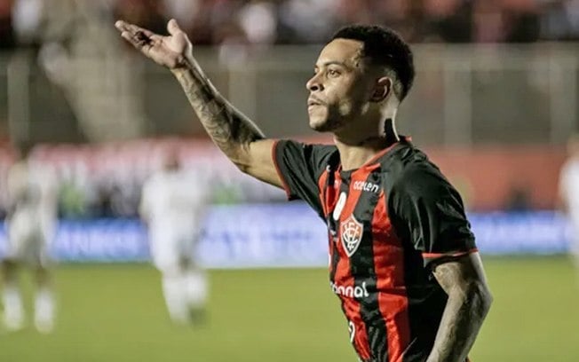 Matheusinho marcou o gol que deixou Vitória na boa Matheusinho marcou o gol que deixou Vitória na boa