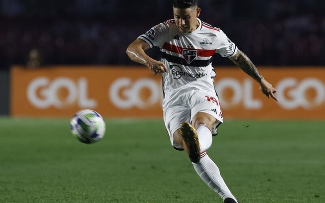 James marcou seu primeiro gol pelo São Paulo, contra o Fortaleza James marcou seu primeiro gol pelo São Paulo, contra o Fortaleza