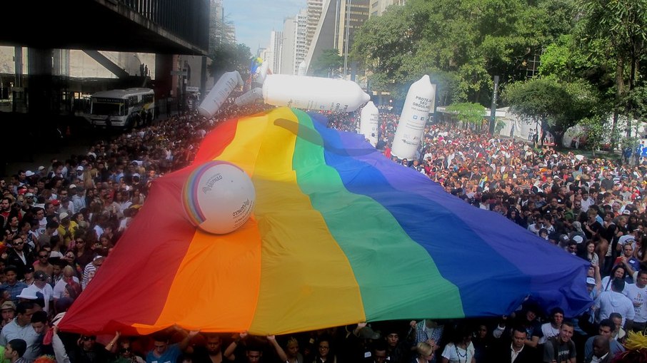 Parada LGBT na Avenida Paulista Parada LGBT na Avenida Paulista