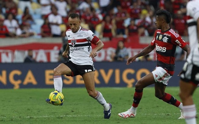 Rafinha evita falar de renovação no São Paulo Rafinha evita falar de renovação no São Paulo