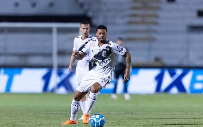 André não joga mais pela Macaca