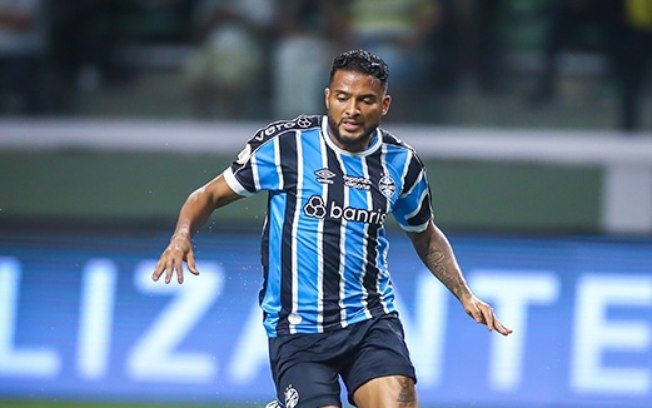 Grêmio pode perder Reinaldo por suspensão do STJD