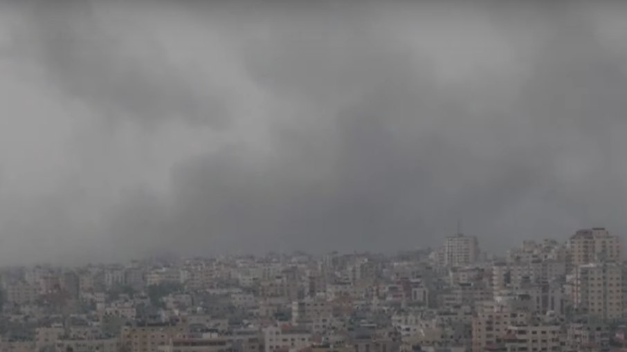 Contraofensiva israelense na Faixa de Gaza, na manhã desta segunda-feira (9) Contraofensiva israelense na Faixa de Gaza, na manhã desta segunda-feira (9)