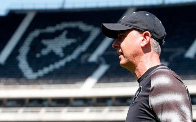 Tiago Nunes terá muito trabalho para recuperar o Botafogo - Foto: Vítor Silva/Botafogo