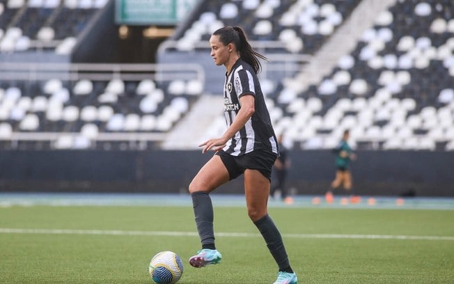 Botafogo chegou à sétima colocação do Brasileirão Feminino 