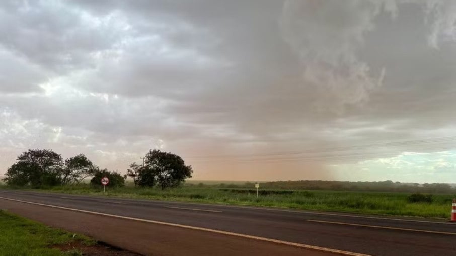 Ao menos dois municípios do Mato Grosso do Sul foram atingidos pelas tempestades de areia