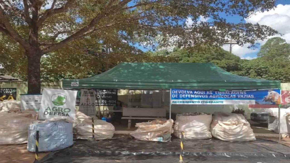 Acao da agrodefesa busca recolher embalagens vazias de agrotoxicos em Itapuranga