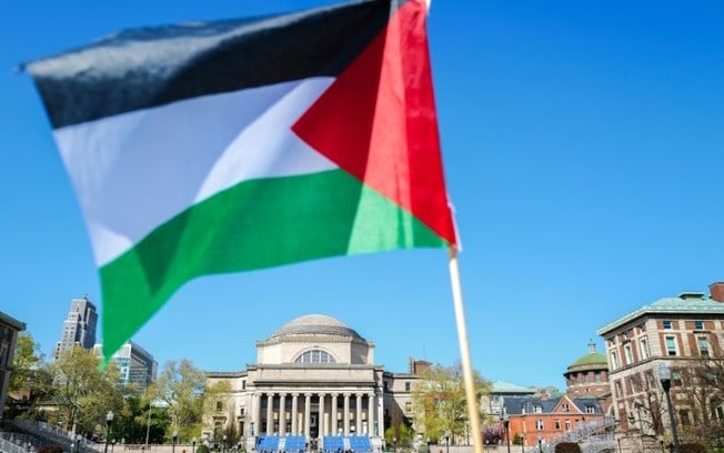 Bandeira palestina no campus da Universidade de Columbia, em Nova York