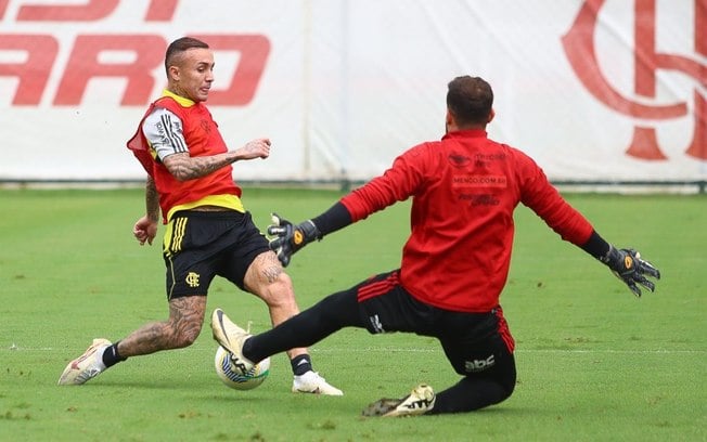 Flamengo inicia preparação para confronto contra o Criciúma Flamengo inicia preparação para confronto contra o Criciúma