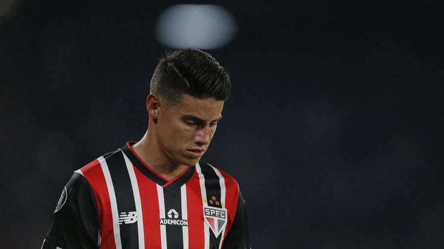 James Rodriguez noão brilhou com a camisa do São Paulo James Rodriguez noão brilhou com a camisa do São Paulo