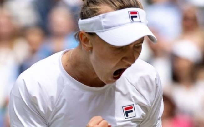 Krejcikova frustra Paolini e ergue, em Wimbledon, seu 2º Slam Krejcikova frustra Paolini e ergue, em Wimbledon, seu 2º Slam