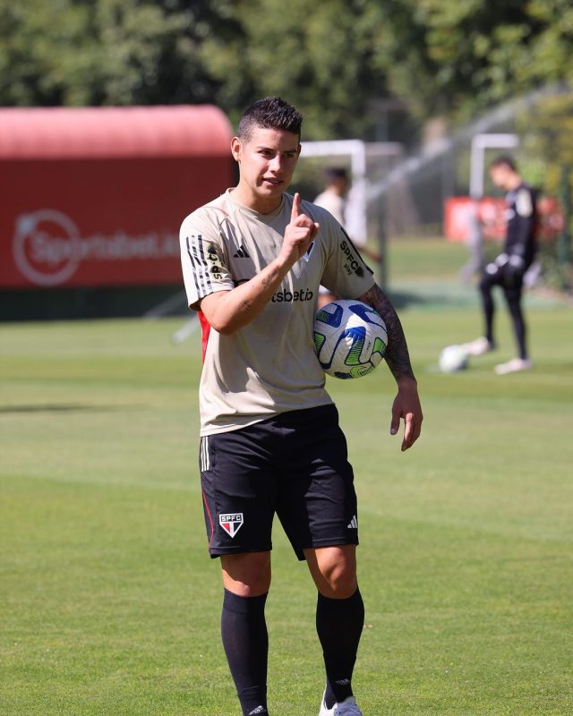 Reprodução / Instagram James Rodríguez Reprodução / Instagram