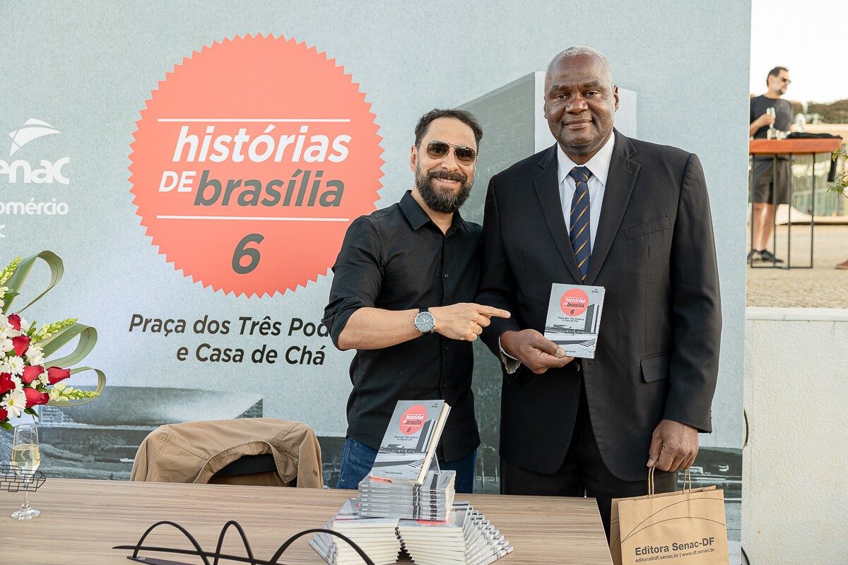 João Carlos Amador e Embaixador de Trindad e Tobaho H. E. Gerard P. W. Greene