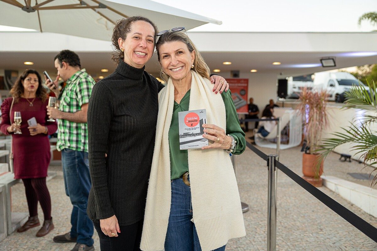 Mari Hillesheim e Caroline Branco