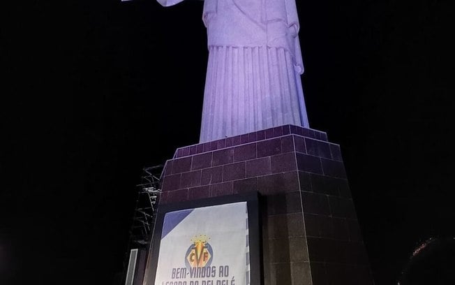 Villarreal e Pelé Academia firmam acordo no Cristo Redentor Villarreal e Pelé Academia firmam acordo no Cristo Redentor