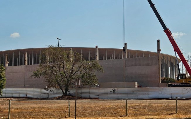 Após polêmica com atacadão, GDF vai limitar uso no complexo do Mané Garrincha