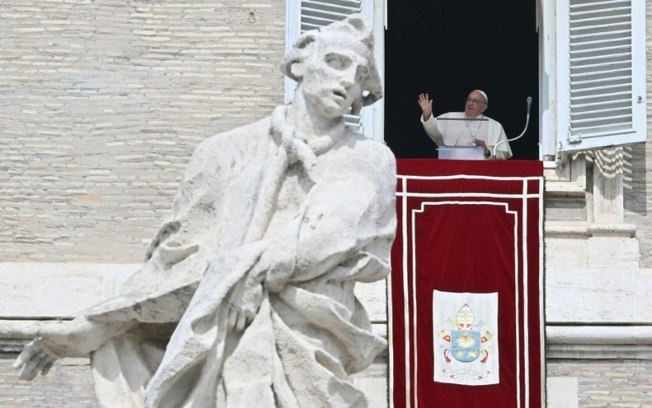 O papa Francisco durante a bênção do Angelus, na Praça de São Pedro, em 22 de setembro de 2024 O papa Francisco durante a bênção do Angelus, na Praça de São Pedro, em 22 de setembro de 2024