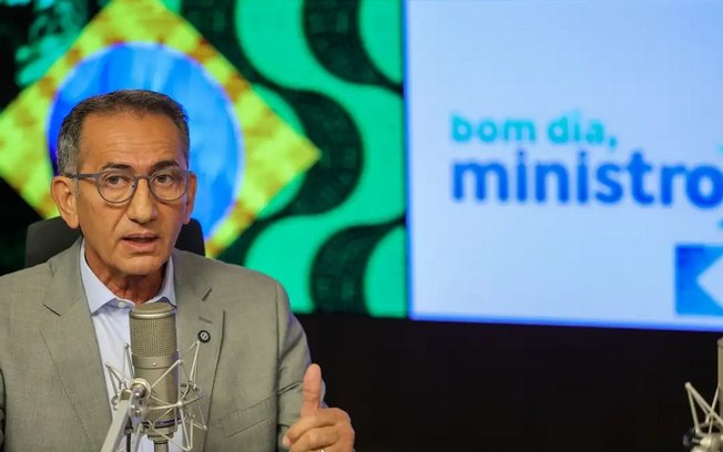 Ministro garante que não faltarão recursos contra seca e queimadas Ministro garante que não faltarão recursos contra seca e queimadas