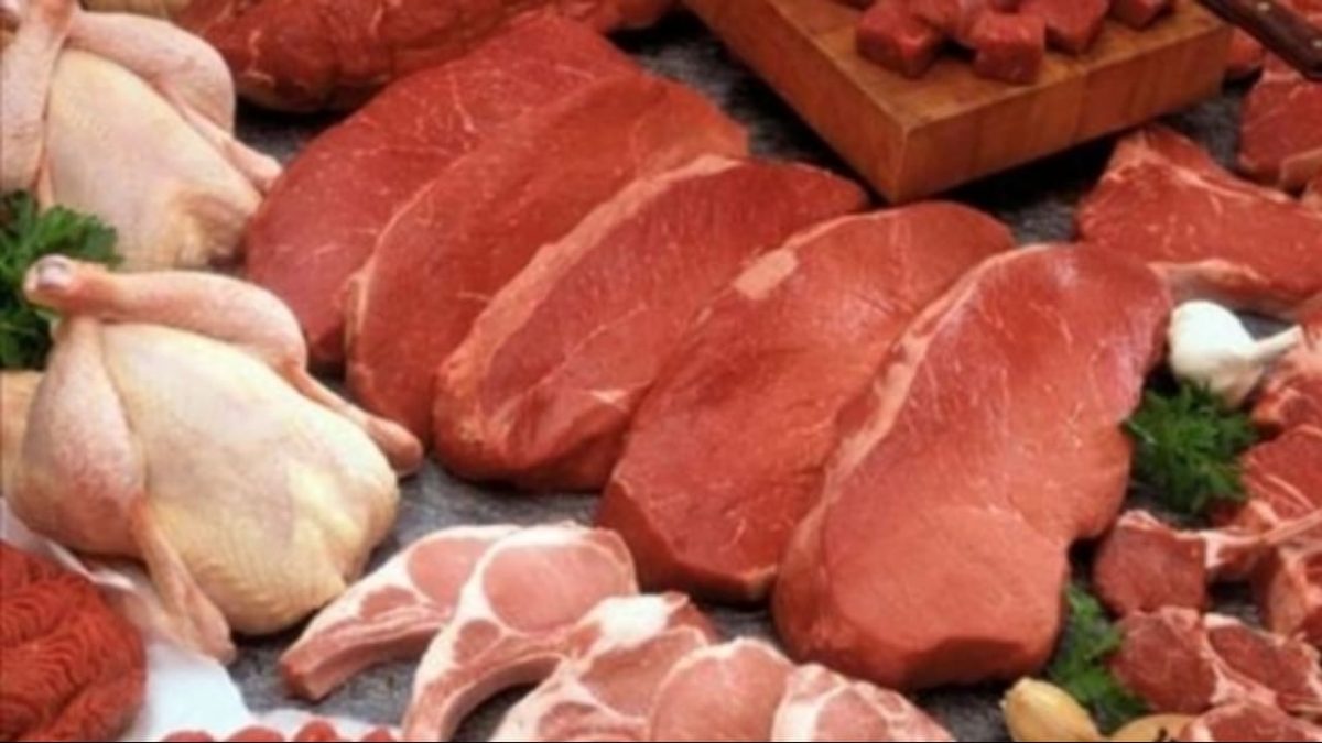 Exportações do agronegócio brasileiro alcançam mais de US$ 14 bilhões em agosto 2 Carnes é o segundo maior produto exportado, com 15% do total.