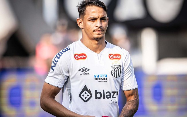 Weslley Patati não é mais jogador do Santos Weslley Patati não é mais jogador do Santos