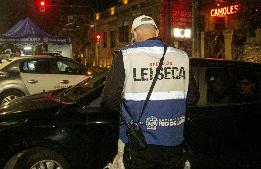 Lei Seca registrou 498 casos de alcoolemia durante o final de semana Lei Seca registrou 498 casos de alcoolemia durante o final de semana