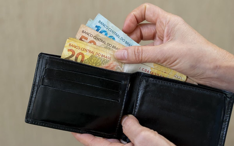 Cansados de esperar, trabalhadores vendem processos trabalhistas