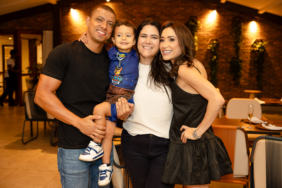 Evandro Canhedo, Jackeline Canhedo, Arthur Canhedo e Carol Mendes