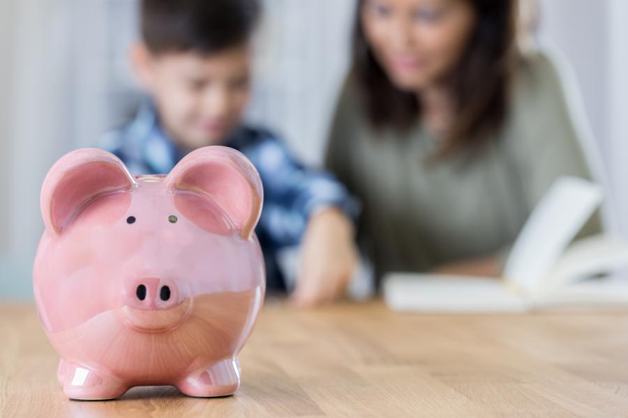 Diversão e aprendizado: como usar o Dia das Crianças para falar de dinheiro