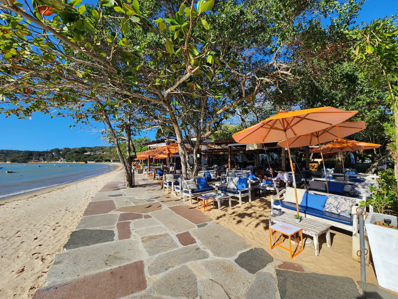 Anexo Praia promove Happy Hours que agitam Búzios
