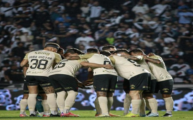 Vasco vence Atlético-MG após 5 jogos sem vitória no Brasileirão Vasco vence Atlético-MG após 5 jogos sem vitória no Brasileirão