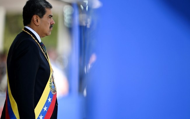 Presidente venezuelano Nicolás Maduro toma posse em Caracas, em 10 de janeiro de 2025
