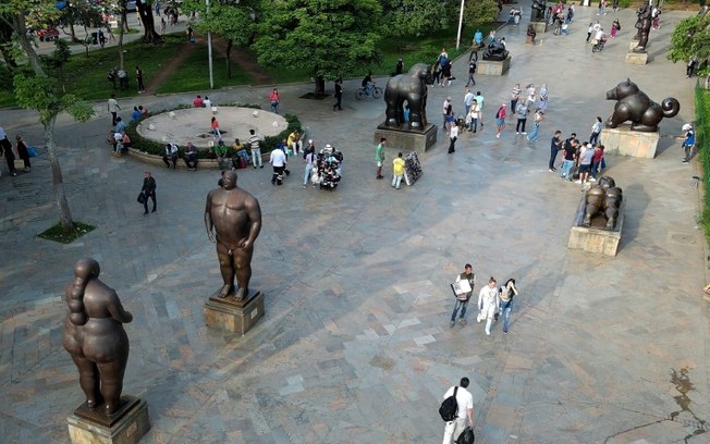 A Praça Botero, em Medellín, Colômbia, em foto de 6 de junho de 2024
