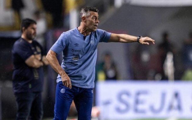 Caixinha não comandará o Santos em reestreia de Neymar