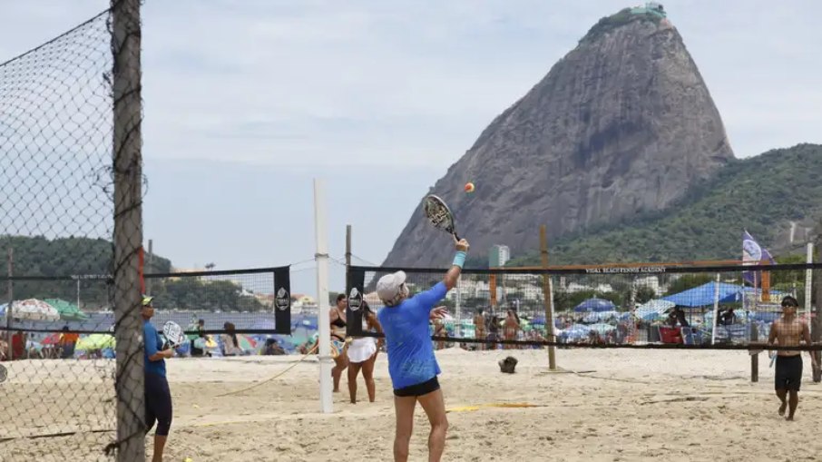 No Rio de Janeiro, temperatura chega a 35°C nesta segunda (10)