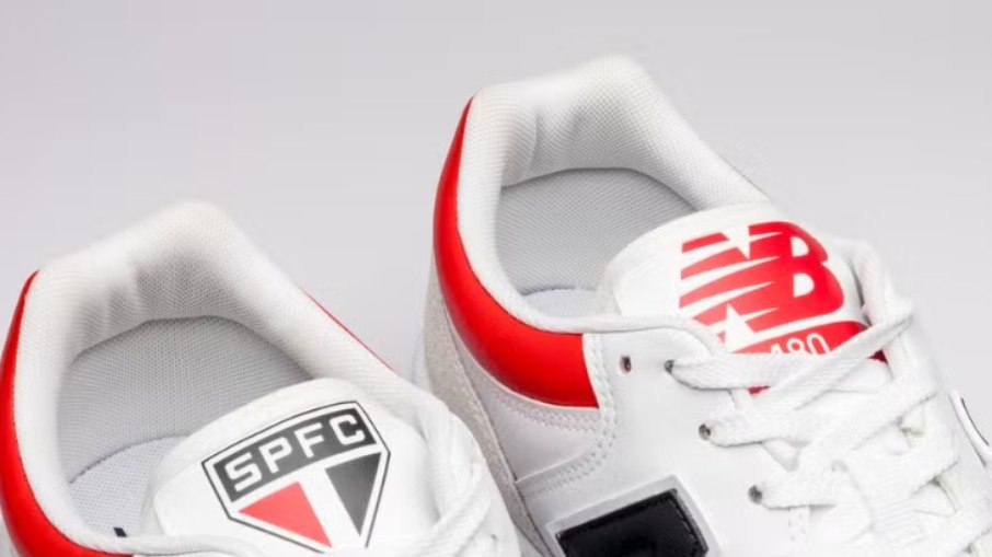 São Paulo lança tênis em alusão ao tri mundial